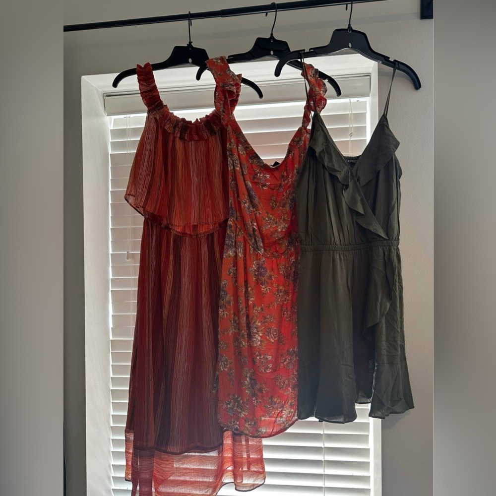 Set of 3 dresses size M